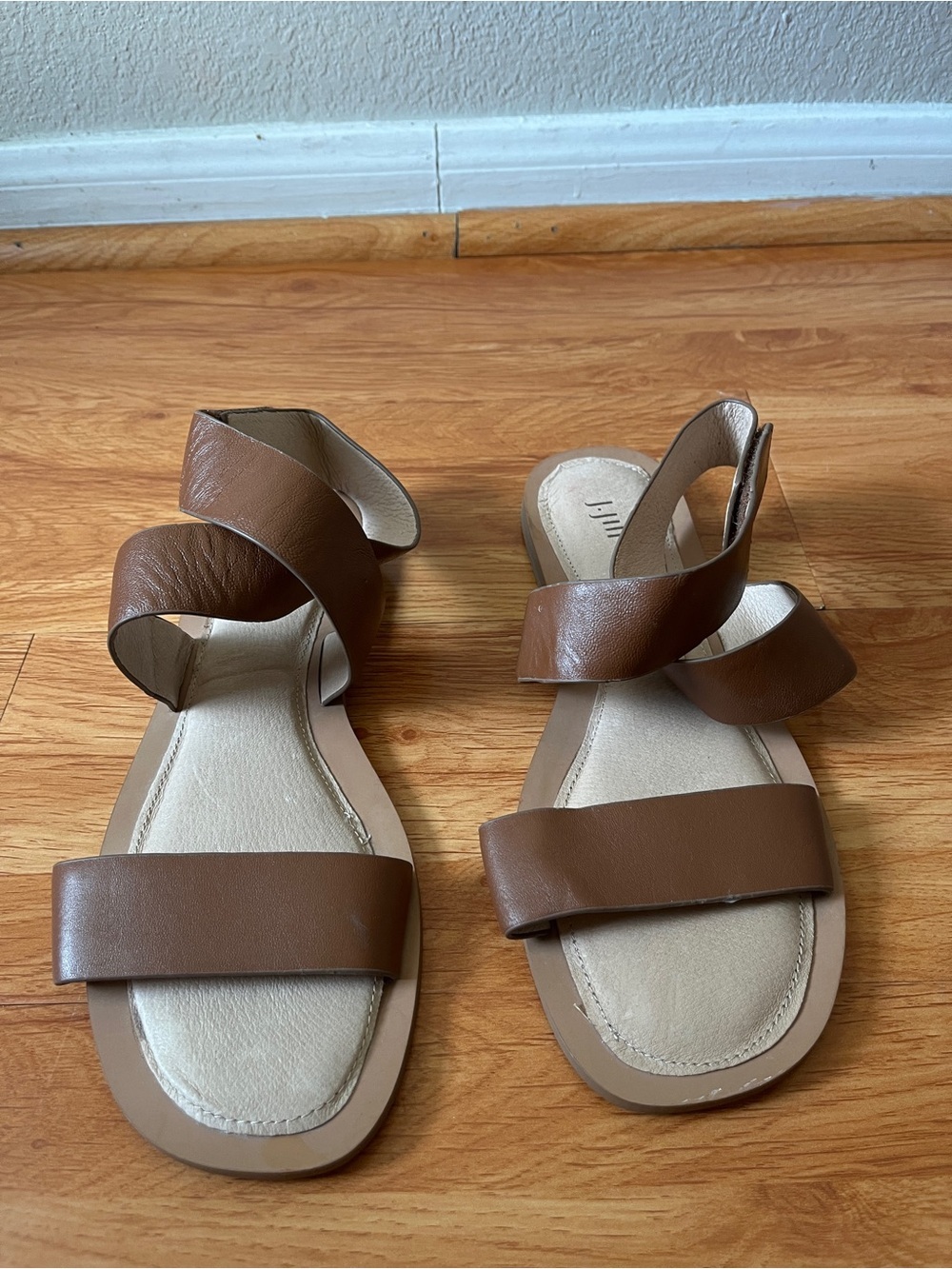 Women's Brown Leather Strappy Flat Sandals
